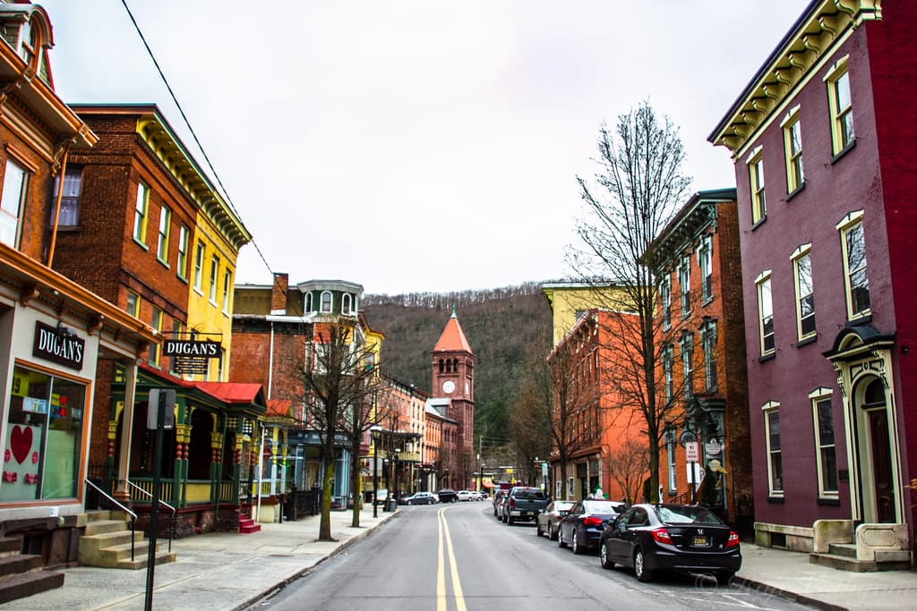 We Buy Houses in Jim Thorpe PA | Sell Your House Fast
